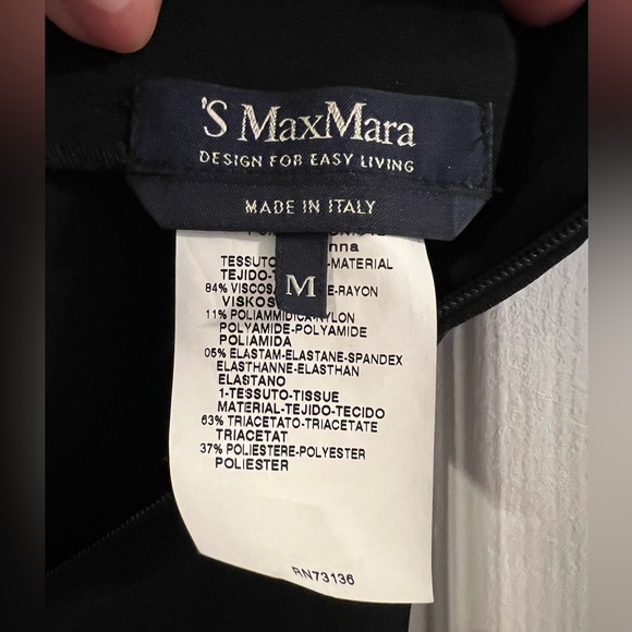 S Max Mara Black asymmetrical Skirt size M 
With buckle tie to adjust length - Picture 3 of 7